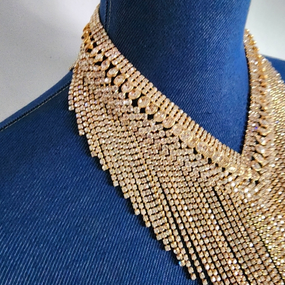 Stunning Bling Statement Gold and Crystal Necklace and Earrings Set New - Picture 7 of 14